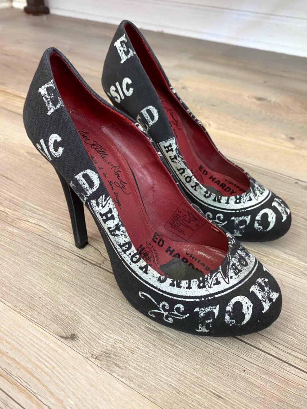 Ed Hardy Mato Heels - Size 7